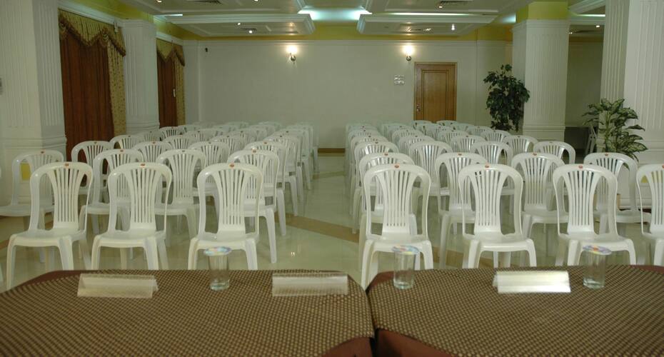 Madhuban Hotel, Gandhidham 3